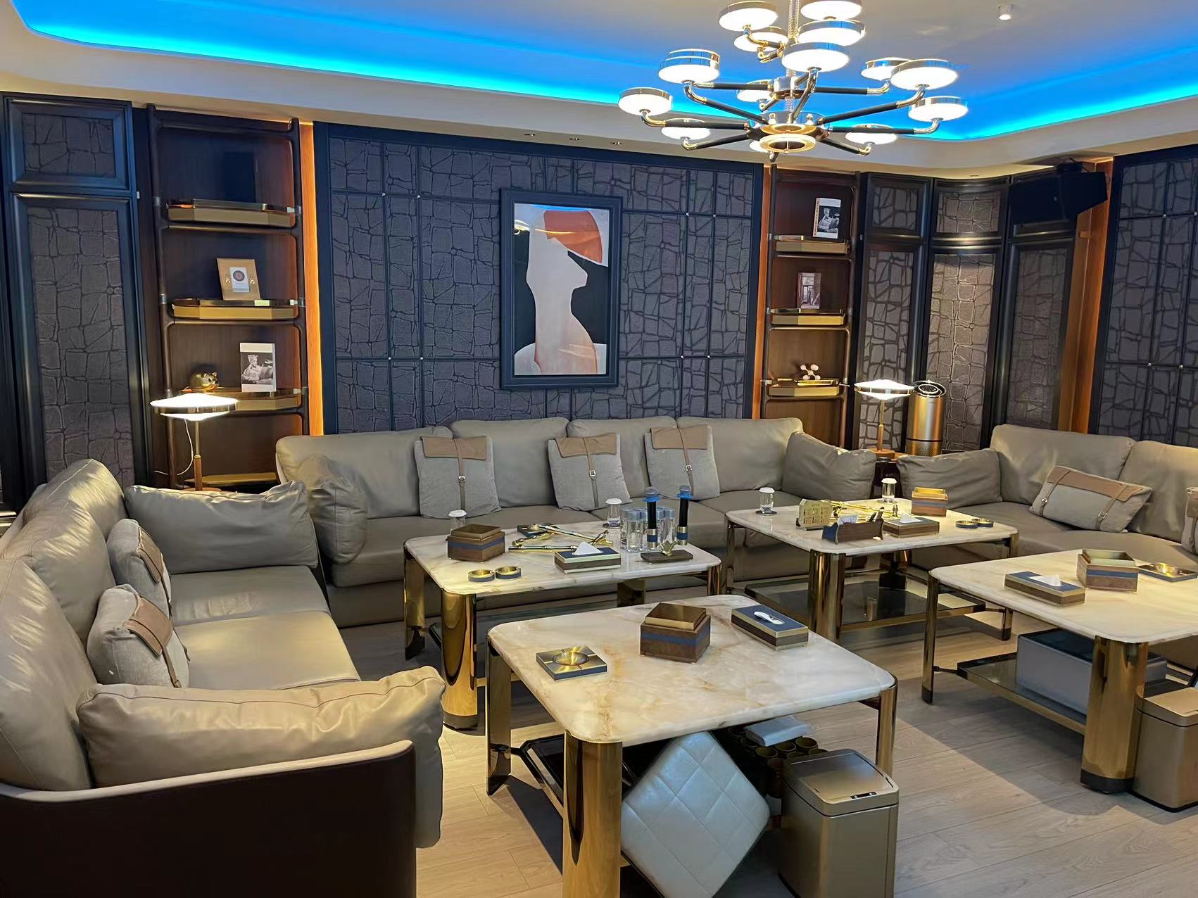 成都万达瑞华商务KTV大厅