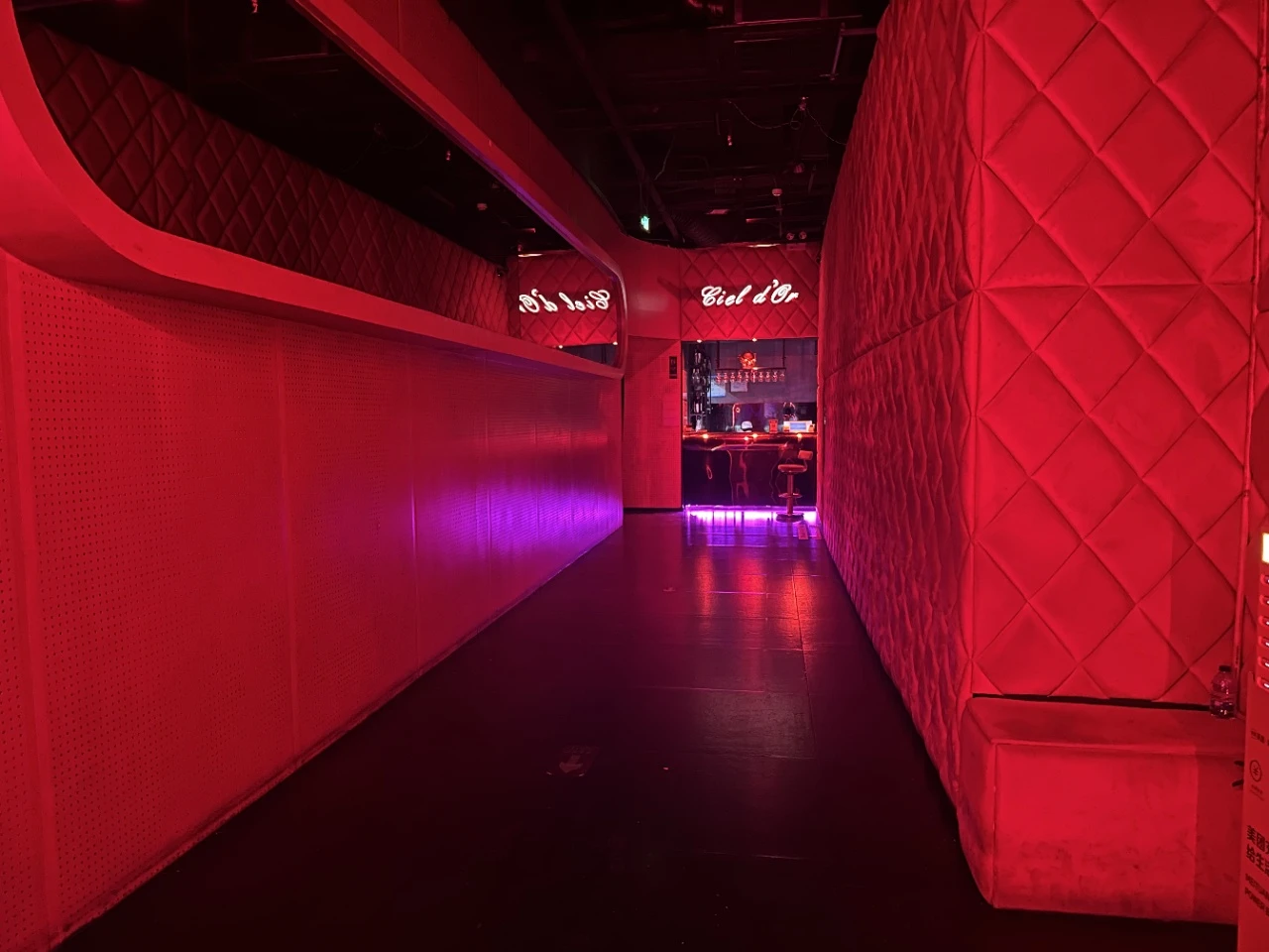 保定名仕国际商务KTV预订：夜色里的第二张名片