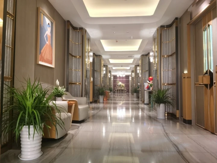 麒麟汇商务KTV精致桌面布置