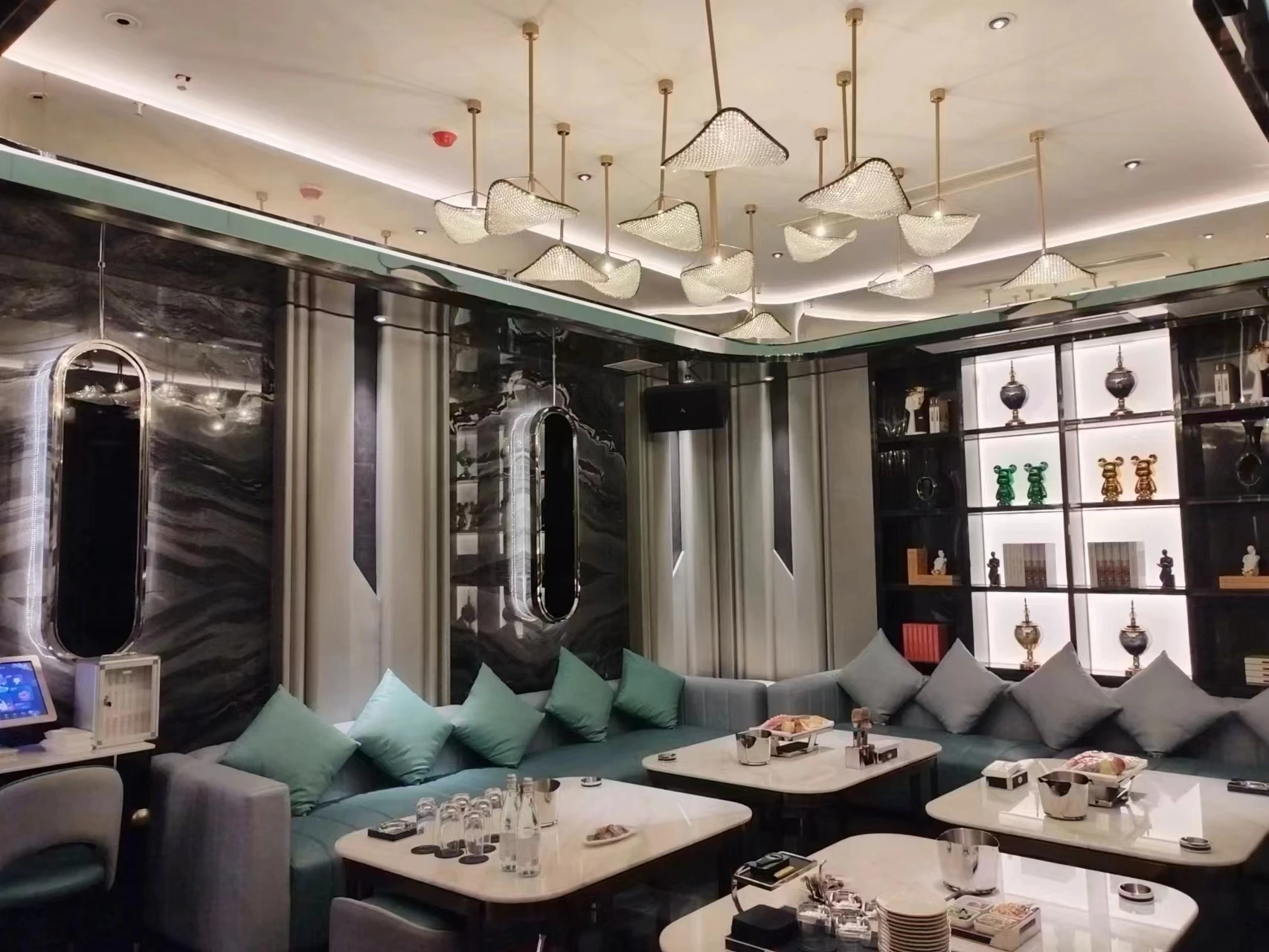 岳阳UI.K PARTY商务KTV，1680元起把派对写成诗