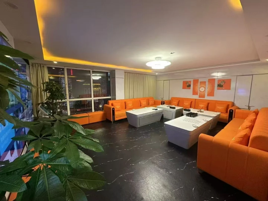 西宁商务KTV预订|品秀量贩式包厢在线预约-免费接送