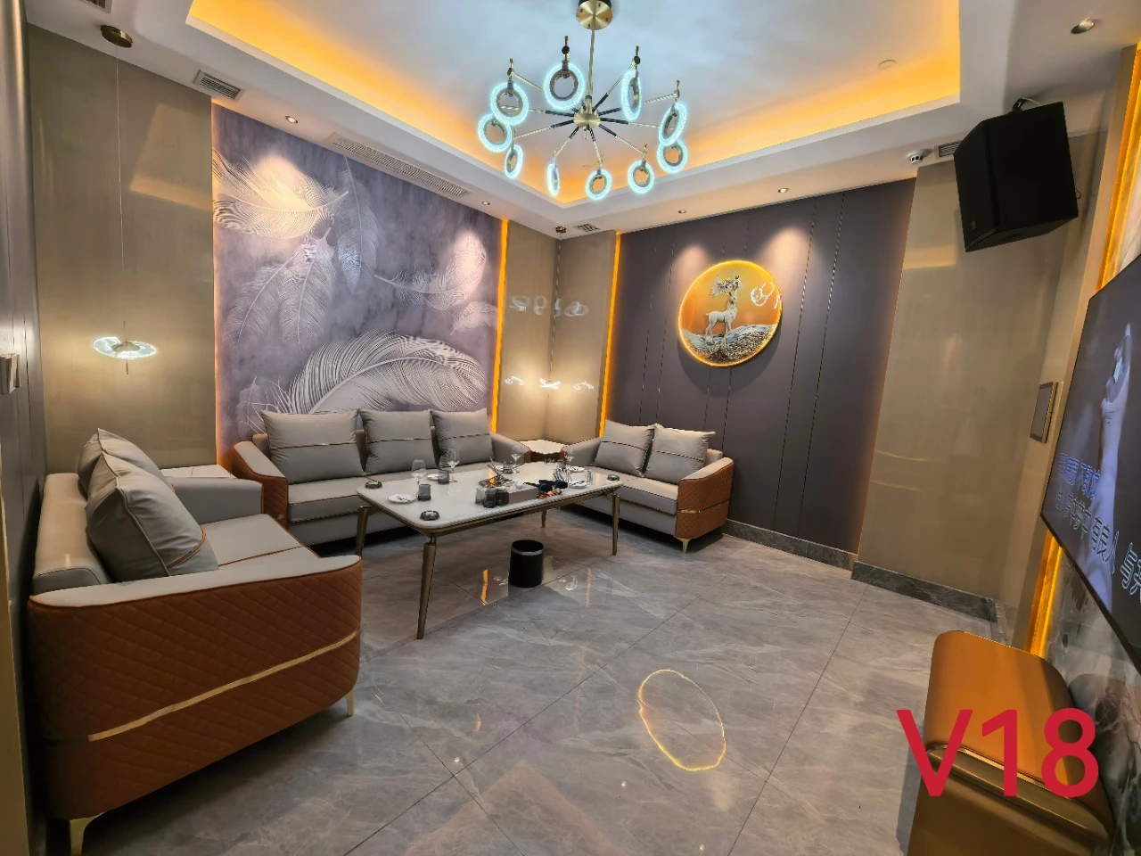 商务KTV演艺现场