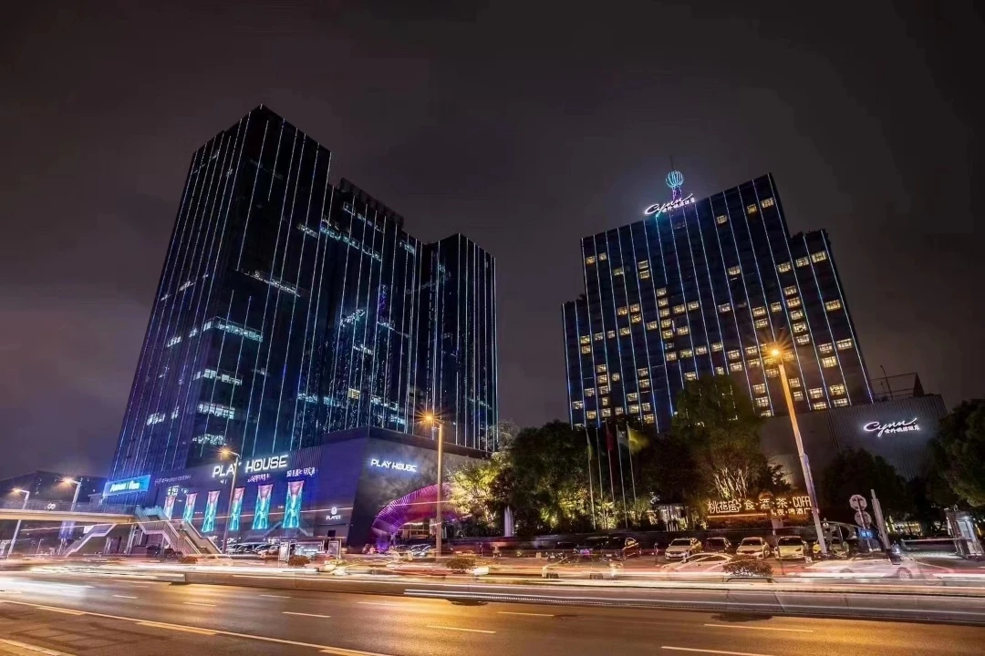 成都科华北路世外桃源商务KTV预订_酒水促销|专车接送