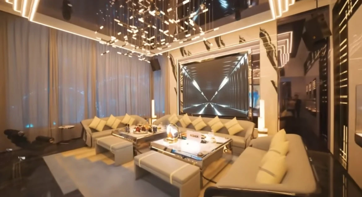 成都商务KTV跑车房实景