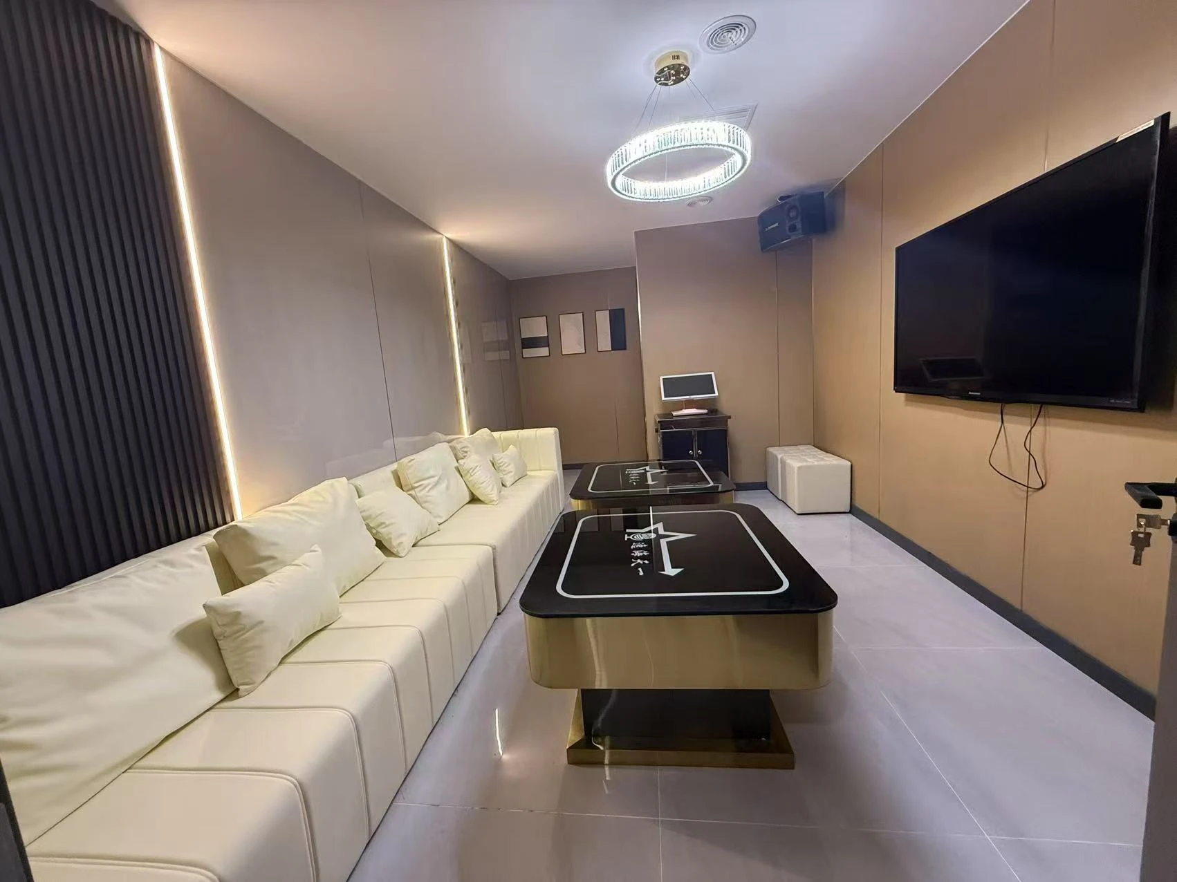 台州国潮PUREK商务KTV预订：今晚把国潮唱进灵魂深处